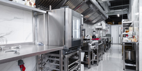 Limpiezas de Conductos de Extracción y Ventilación Barlovento · Cocina de Guarderías